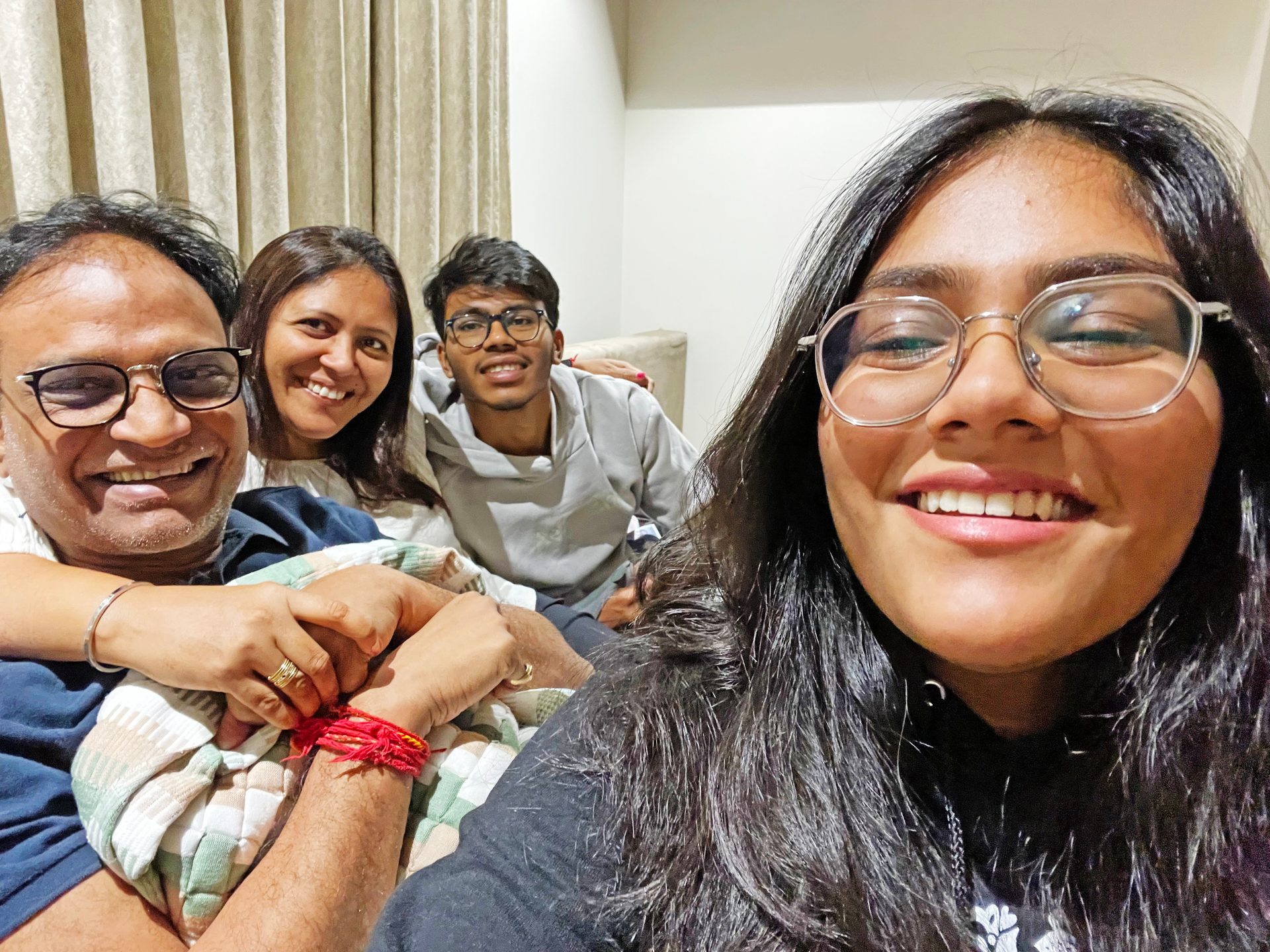 Vision care, Facial expression, Face, Smile, Glasses, Skin, Eye, Organ, Eyewear, Happy