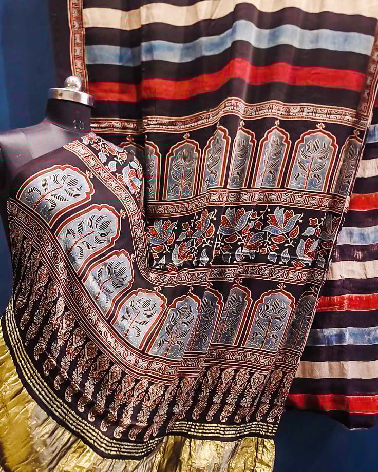 Chair, Textile, Art, Sleeve