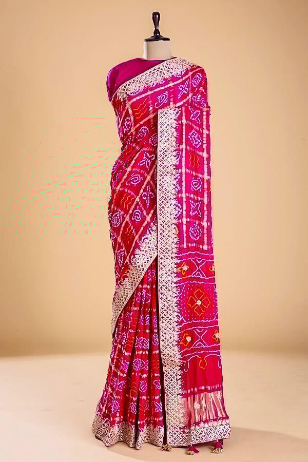 Creative arts, Sleeve, Motif